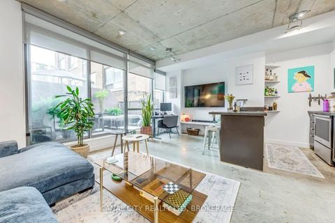 Photo 13 at 201 - 36 CHARLOTTE Street, Waterfront Communities C1, Toronto