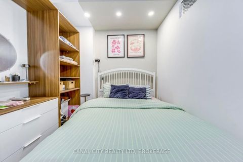 Photo 20 at 201 - 36 CHARLOTTE Street, Waterfront Communities C1, Toronto