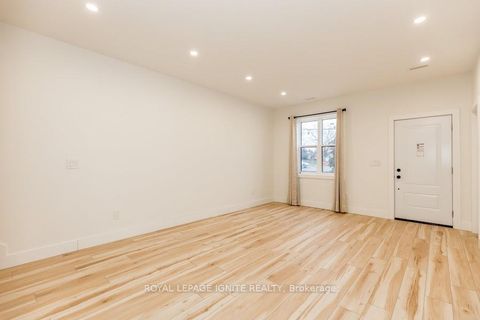 Photo 6 at 781 Oliva Street, West Shore, Pickering