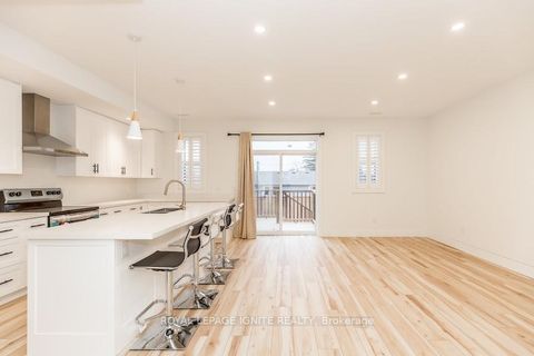 Photo 7 at 781 Oliva Street, West Shore, Pickering