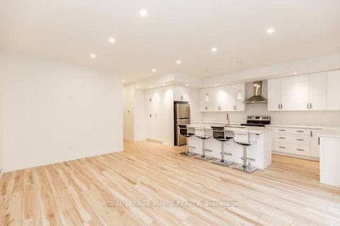 Photo 12 at 781 Oliva Street, West Shore, Pickering