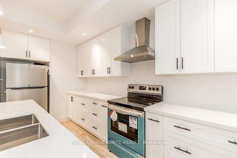 Photo 16 at 781 Oliva Street, West Shore, Pickering