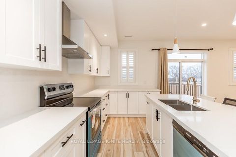 Photo 20 at 781 Oliva Street, West Shore, Pickering