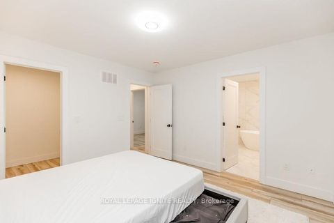 Photo 36 at 781 Oliva Street, West Shore, Pickering