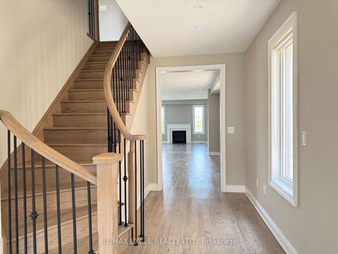 Photo 1 at 94 Hartney Drive, Rural Richmond Hill, Richmond Hill