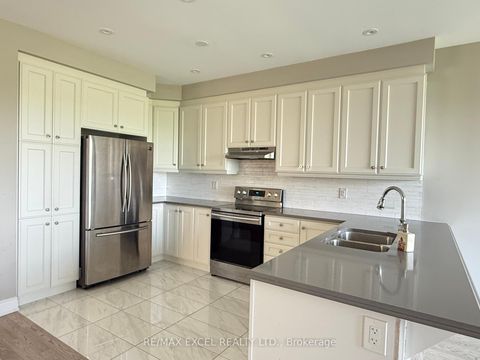 Photo 4 at 94 Hartney Drive, Rural Richmond Hill, Richmond Hill