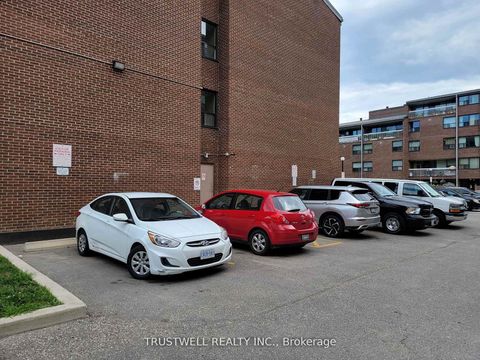 Photo 4 at 513 - 4064 Lawrence Avenue E, West Hill, Toronto