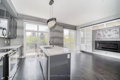 Photo 1 at 8 Crestridge Drive, Patterson, Vaughan