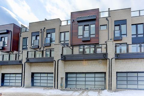 Photo 2 at 5 Ingersoll Lane, Jefferson, Richmond Hill