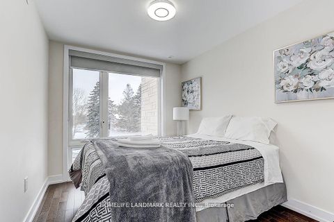 Photo 16 at 5 Ingersoll Lane, Jefferson, Richmond Hill