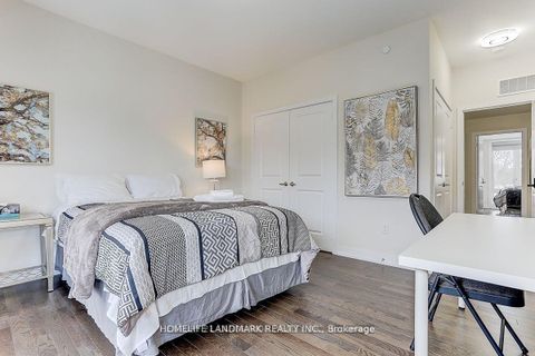 Photo 22 at 5 Ingersoll Lane, Jefferson, Richmond Hill