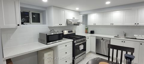 Photo 14 at 11 Lesterwood Crescent, Bendale, Toronto