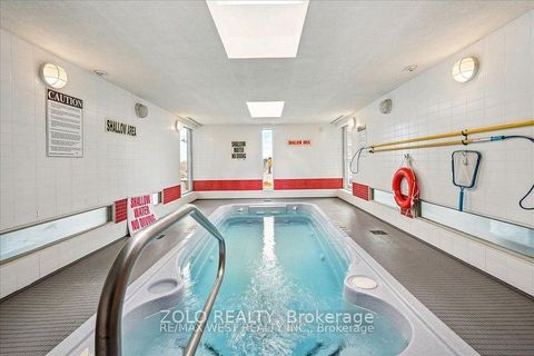 Photo 14 at 409 - 1040 The Queensway Street, City Centre West, Toronto