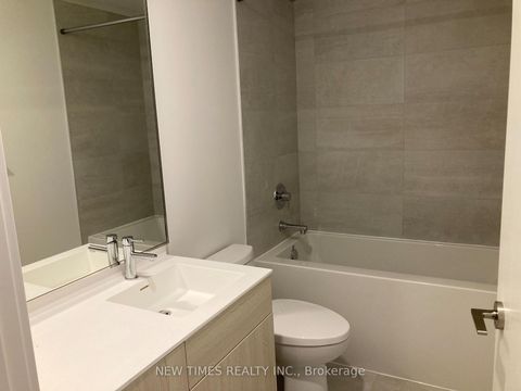 Photo 7 at 815 - 425 Front St E Avenue, Moss Park, Toronto