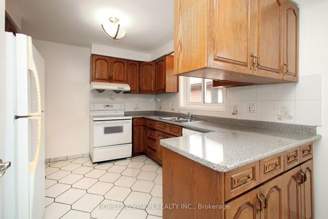 Photo 7 at 64 Orangewood Crescent, L'Amoreaux, Toronto