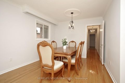 Photo 13 at 64 Orangewood Crescent, L'Amoreaux, Toronto