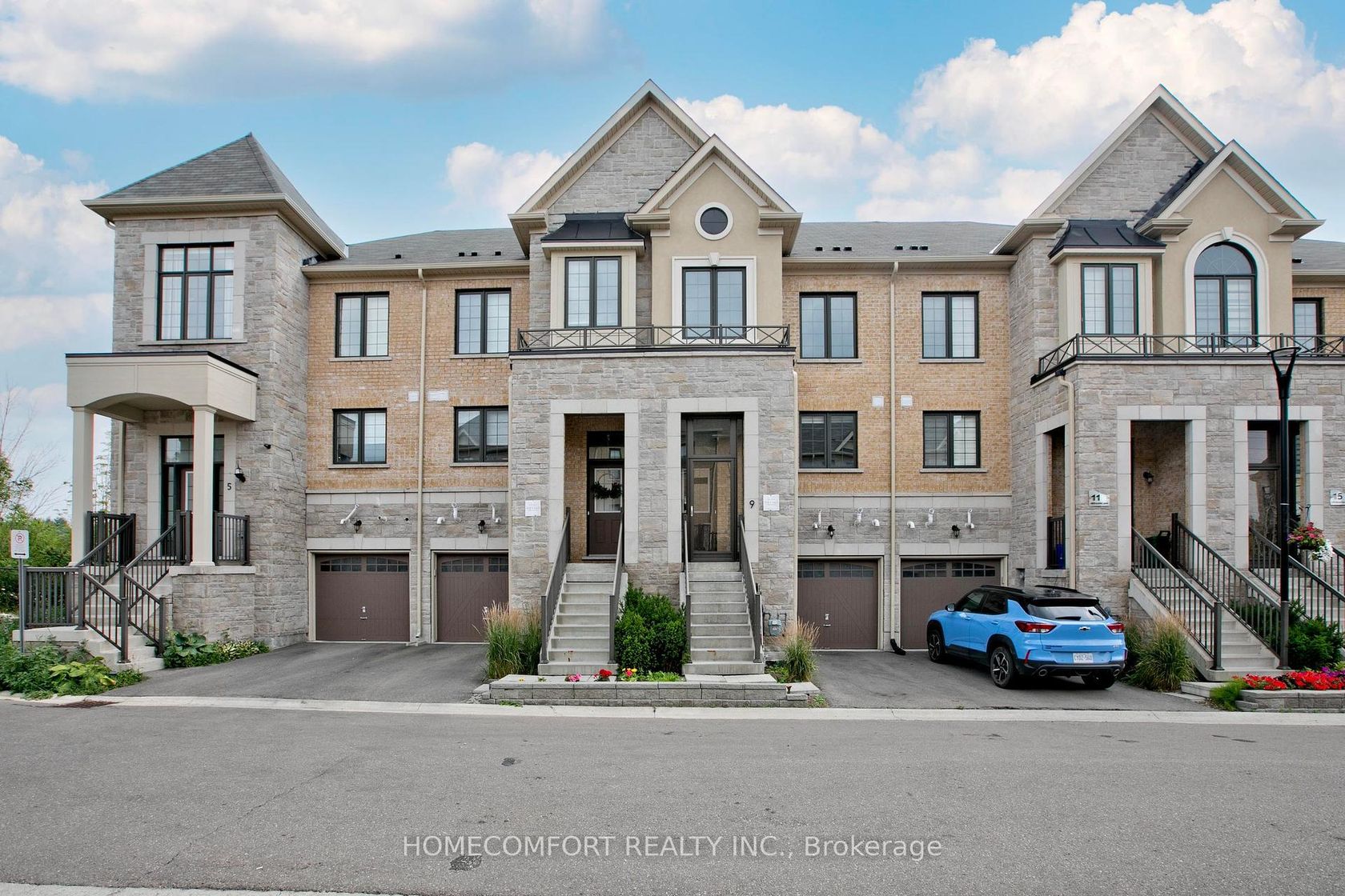 9 Milbourne Lane, Oak Ridges, Richmond Hill 