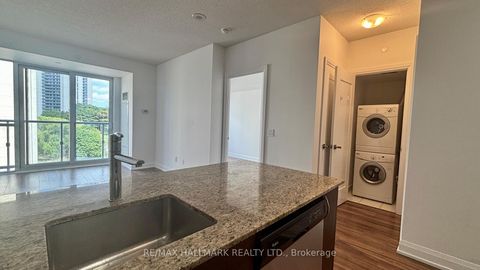 Photo 7 at 1008 - 18 Graydon Hall Drive, Donalda, Toronto