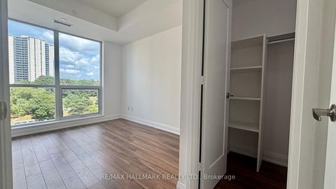 Photo 10 at 1008 - 18 Graydon Hall Drive, Donalda, Toronto