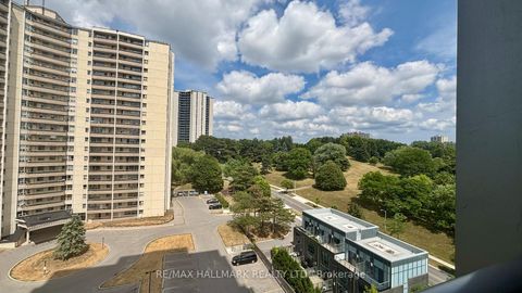 Photo 14 at 1008 - 18 Graydon Hall Drive, Donalda, Toronto