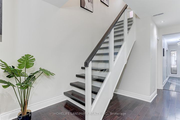 Photo 23 at 237 Ontario Street, Moss Park, Toronto