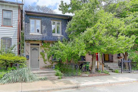 Photo 1 at 237 Ontario Street, Moss Park, Toronto