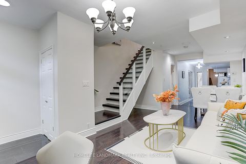 Photo 10 at 237 Ontario Street, Moss Park, Toronto