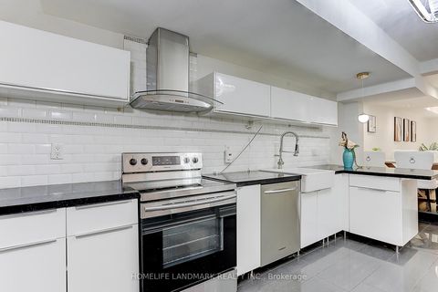 Photo 21 at 237 Ontario Street, Moss Park, Toronto