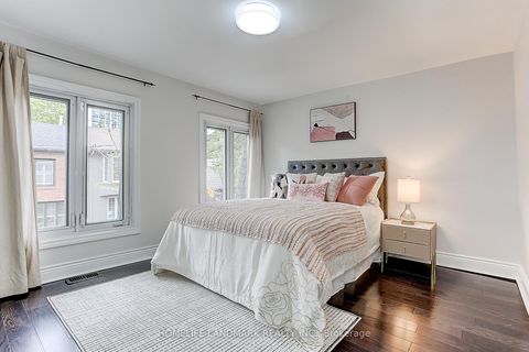Photo 26 at 237 Ontario Street, Moss Park, Toronto