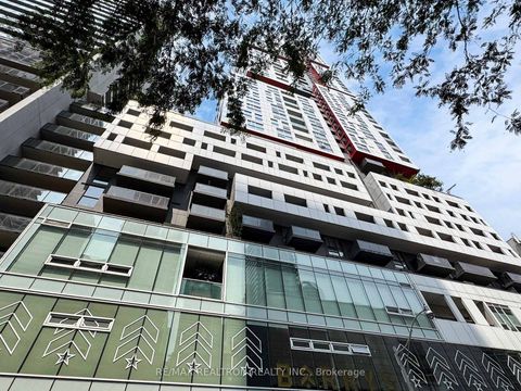 Photo 1 at 2201 - 318 Richmond Street W, Waterfront Communities C1, Toronto