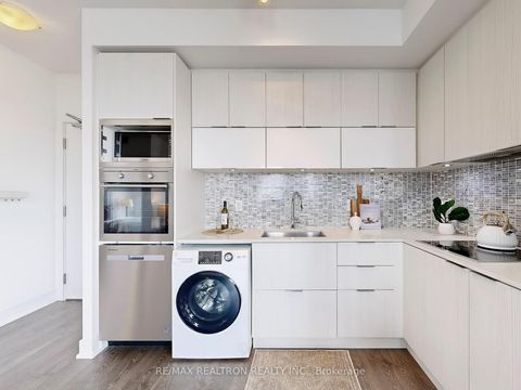 Photo 14 at 2201 - 318 Richmond Street W, Waterfront Communities C1, Toronto