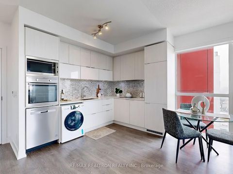 Photo 18 at 2201 - 318 Richmond Street W, Waterfront Communities C1, Toronto