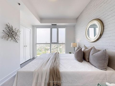 Photo 21 at 2201 - 318 Richmond Street W, Waterfront Communities C1, Toronto