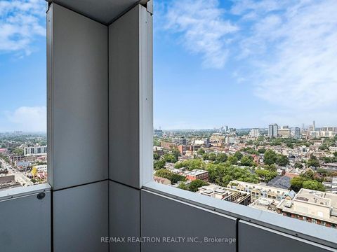 Photo 29 at 2201 - 318 Richmond Street W, Waterfront Communities C1, Toronto