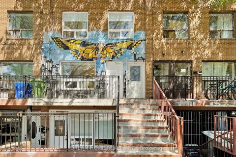 Photo 1 at 61 Cameron Street, Chinatown, Toronto