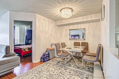 Photo 2 at 1531 - 3 Greystone Walk Drive, Kennedy Park, Toronto