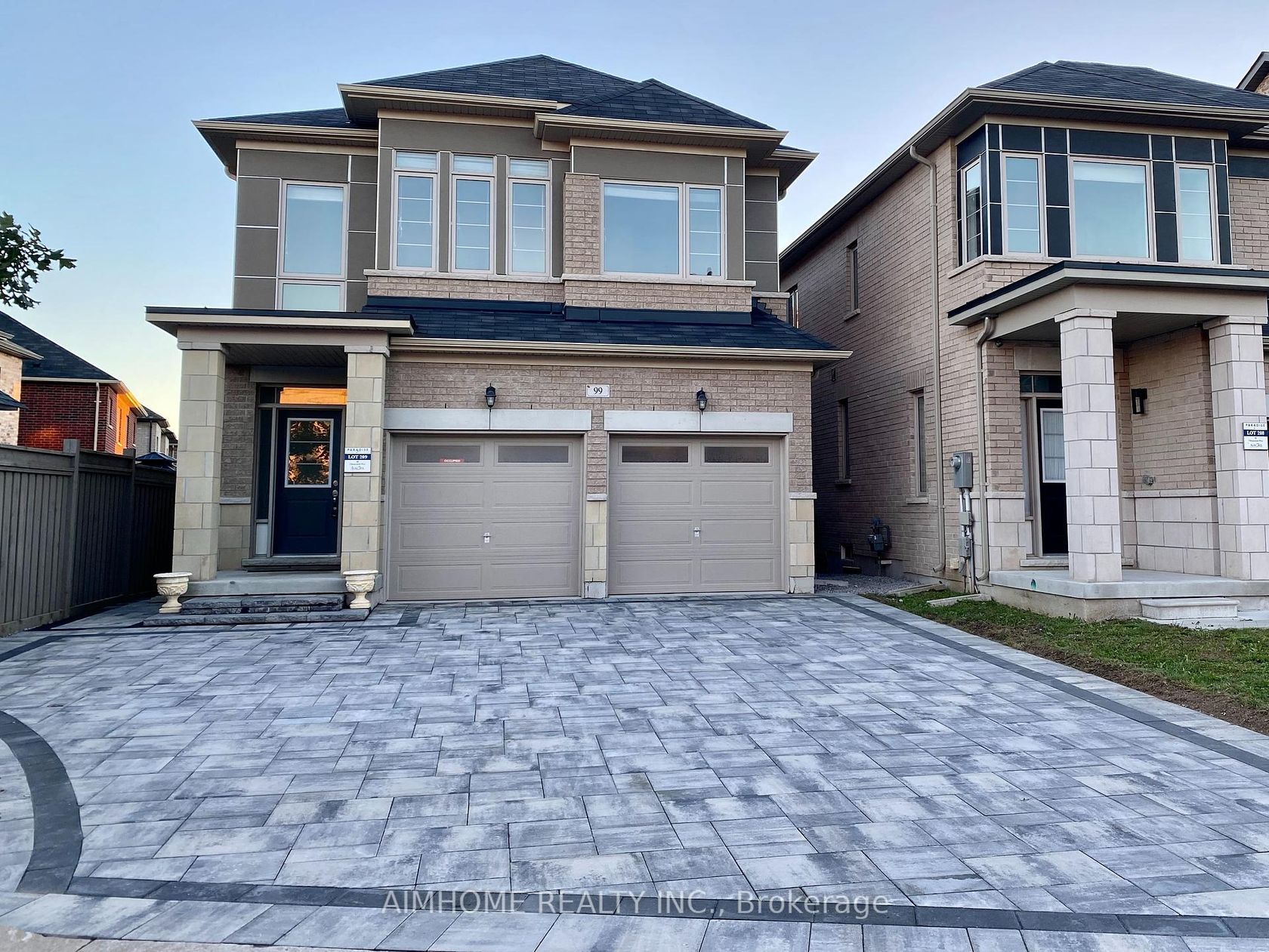 99 Chouinard Way, Rural Aurora, Aurora 