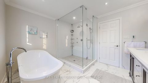 Photo 23 at 57 Whitburn Crescent, Maple, Vaughan