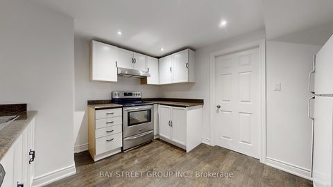 Photo 35 at 57 Whitburn Crescent, Maple, Vaughan
