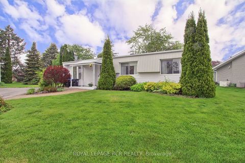 Photo 2 at 8 Carmans Cove, Rural Innisfil, Innisfil