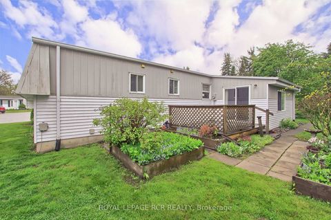 Photo 37 at 8 Carmans Cove, Rural Innisfil, Innisfil