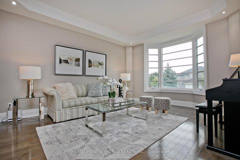Photo 2 at 64 Clarendon Drive, Bayview Hill, Richmond Hill