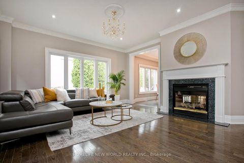 Photo 6 at 64 Clarendon Drive, Bayview Hill, Richmond Hill
