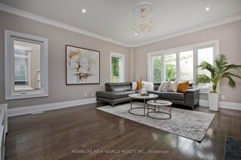 Photo 8 at 64 Clarendon Drive, Bayview Hill, Richmond Hill