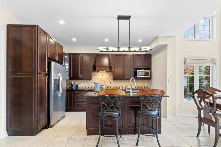 Photo 11 at 2454 Springforest Drive, BC Bronte Creek, Oakville