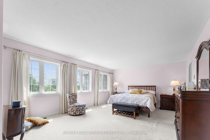 Photo 31 at 2454 Springforest Drive, BC Bronte Creek, Oakville
