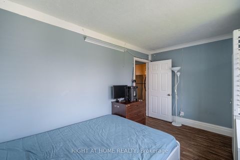 Photo 10 at 76 Habitant Drive, Humbermede, Toronto