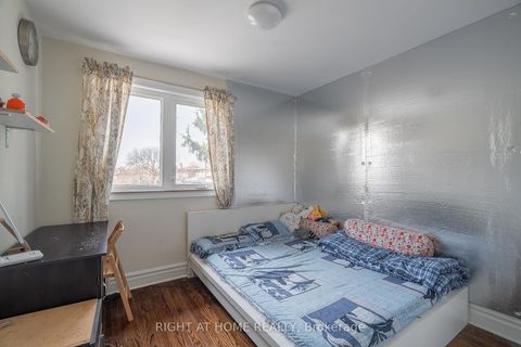 Photo 16 at 76 Habitant Drive, Humbermede, Toronto