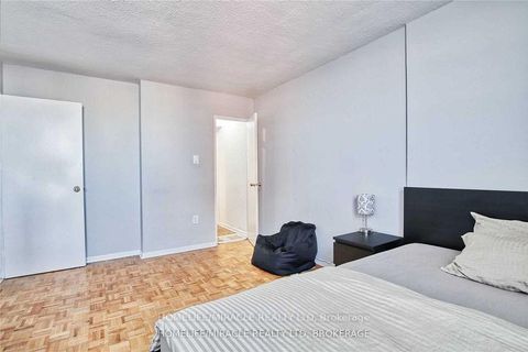 Photo 6 at 1003 - 2645 Kipling Avenue, Jamestown, Toronto