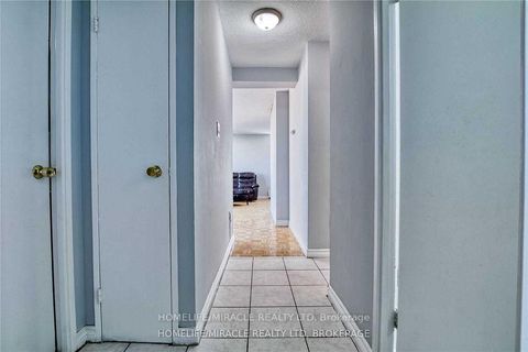Photo 9 at 1003 - 2645 Kipling Avenue, Jamestown, Toronto